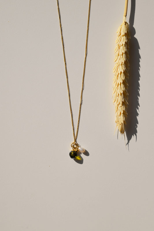 ketting stilte (groen met bedels)